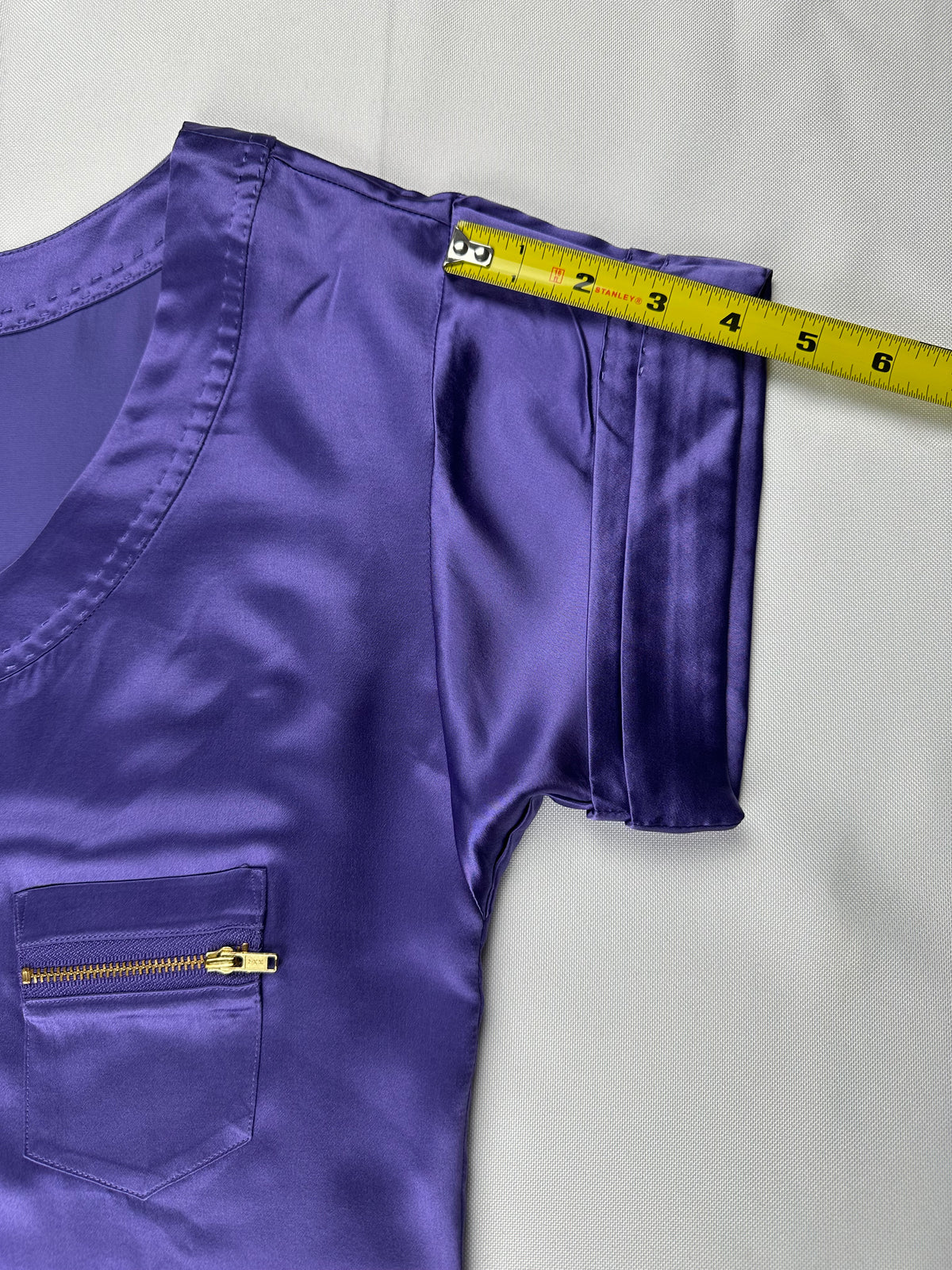 Diane Von Furstenberg Women’s 0 Purple 100% Silk Short Sleeve Zip Pocket Blouse