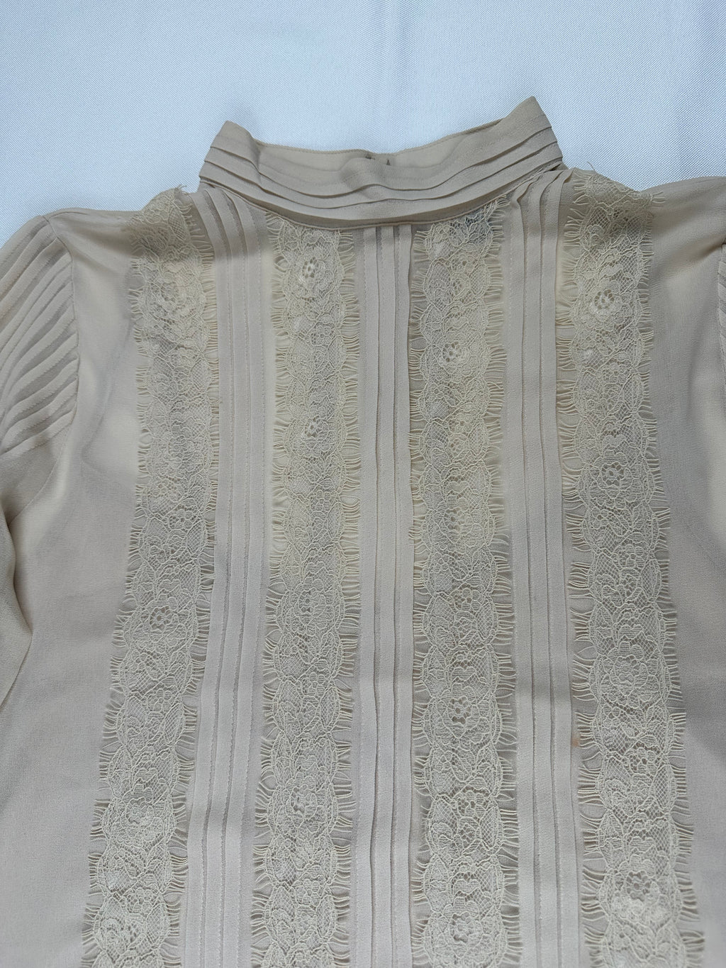 Banana Republic Women’s M Oyster Lace Pintuck High Neck Long Sleeve Blouse