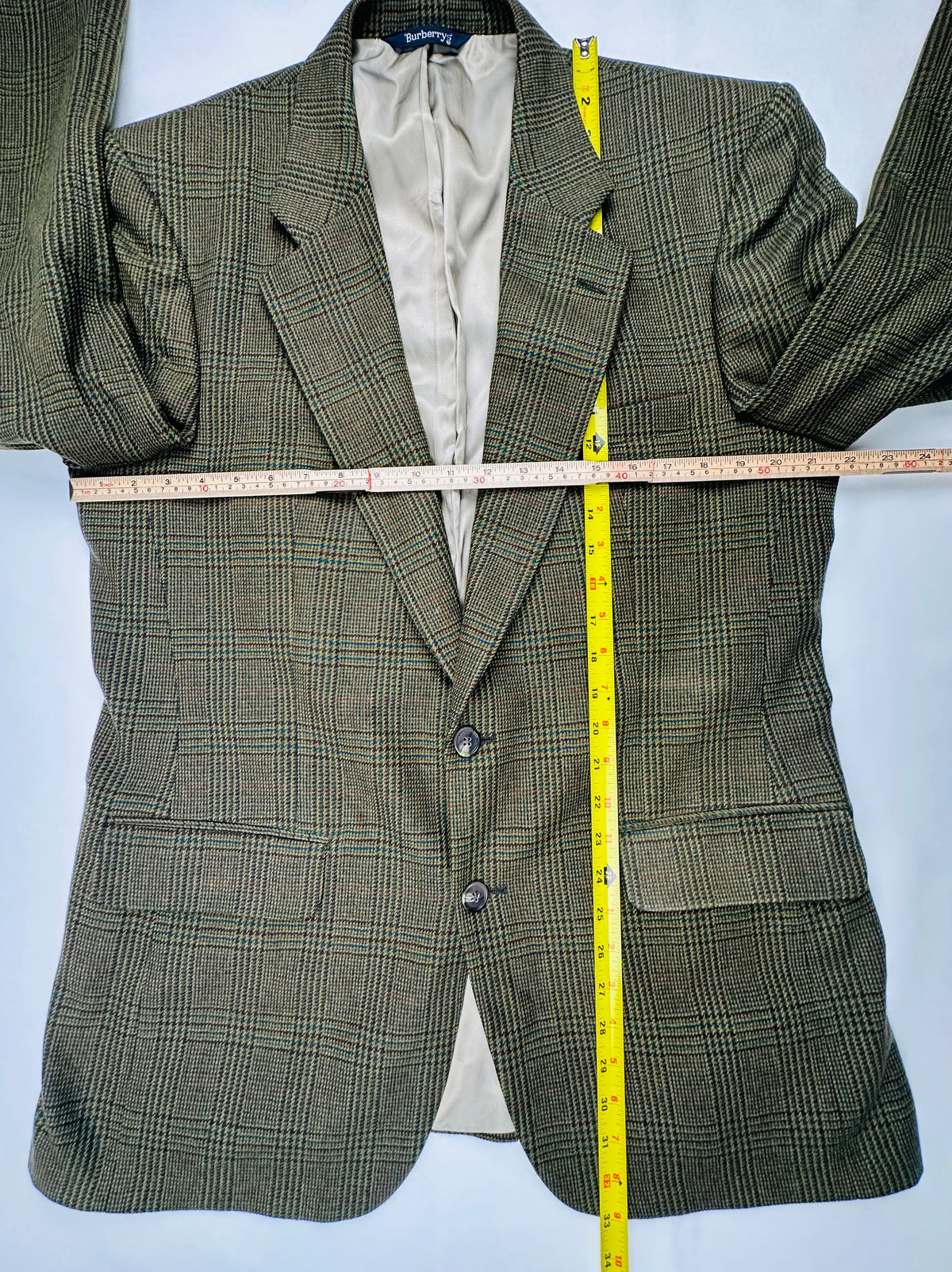 Vintage Burberry’s Men’s Pure Wool Plaid Blazer Jacket Made With Italian Fabric