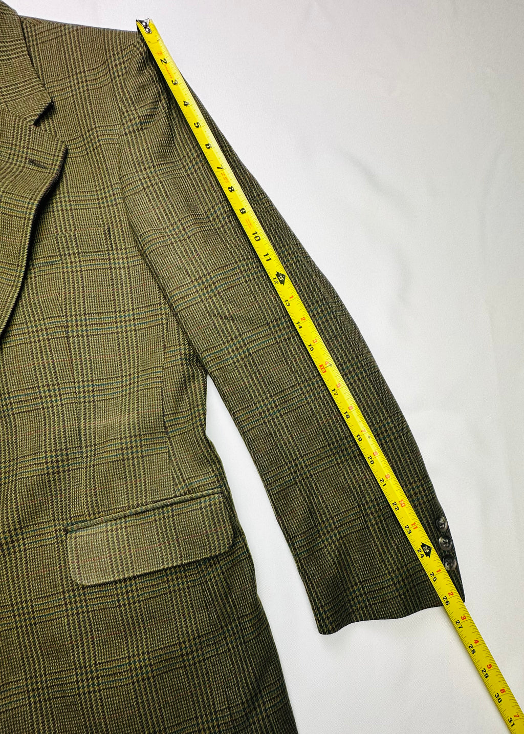 Vintage Burberry’s Men’s Pure Wool Plaid Blazer Jacket Made With Italian Fabric