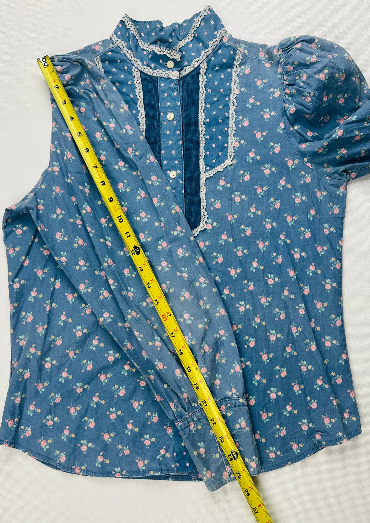 Vintage Circle T Marilyn Williams Prairie Blouse 15/16 1970s Western Ranch Shirt Lace Bib Puff Sleeve USA